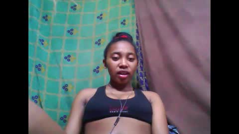 Snapshot of tahiriniah chatting on March 9, 7:37 pm tahiriniah online show from March 9, 7:37 pm