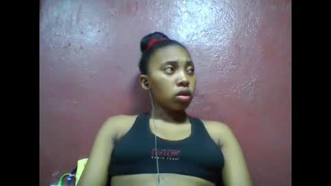 Snapshot of tahiriniah chatting on March 10, 12:37 pm tahiriniah online show from March 10, 12:37 pm