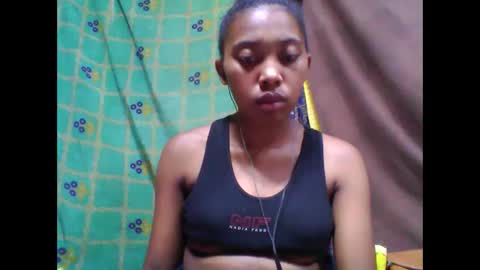 Snapshot of tahiriniah chatting on March 11, 11:55 am tahiriniah online show from March 11, 11:55 am