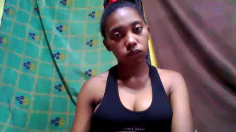 Snapshot of tahiriniah chatting on March 11, 4:18 pm tahiriniah online show from March 11, 4:18 pm