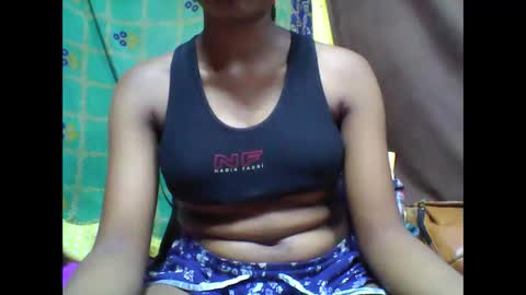 Snapshot of tahiriniah chatting on March 12, 5:46 am tahiriniah online show from March 12, 5:46 am