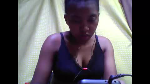 Snapshot of tahiriniah chatting on September 10, 7:36 pm tahiriniah online show from September 10, 7:36 pm