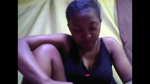 Snapshot of tahiriniah chatting on September 26, 4:49 am tahiriniah online show from September 26, 4:49 am
