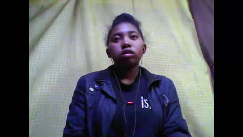Snapshot of tahiriniah chatting on October 7, 5:59 am tahiriniah online show from October 7, 5:59 am