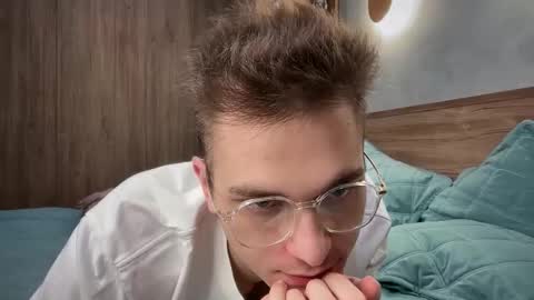 Alex online show from February 6, 2:09 pm