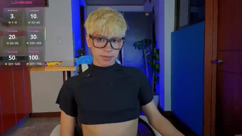 taichi online show from February 5, 11:04 am