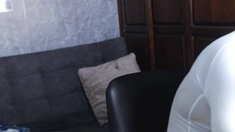 Snapshot of tairontucke chatting on December 15, 12:07 am Tairon Tucke online show from December 15, 12:07 am