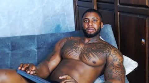 Snapshot of tairontucke chatting on December 24, 1:16 am Tairon Tucke online show from December 24, 1:16 am