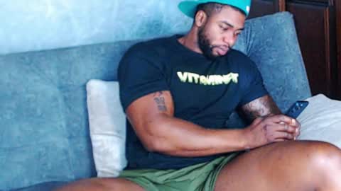 Snapshot of tairontucke chatting on January 9, 12:41 pm Tairon Tucke online show from January 9, 12:41 pm