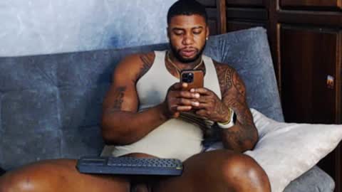 Snapshot of tairontucke chatting on January 14, 8:52 am Tairon Tucke online show from January 14, 8:52 am