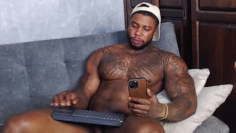 Snapshot of tairontucke chatting on January 17, 3:34 am Tairon Tucke online show from January 17, 3:34 am