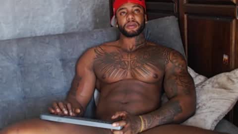 Snapshot of tairontucke chatting on January 22, 1:42 pm Tairon Tucke online show from January 22, 1:42 pm