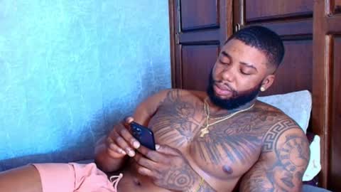 Snapshot of tairontucke chatting on March 2, 2:10 pm Tairon Tucke online show from March 2, 2:10 pm