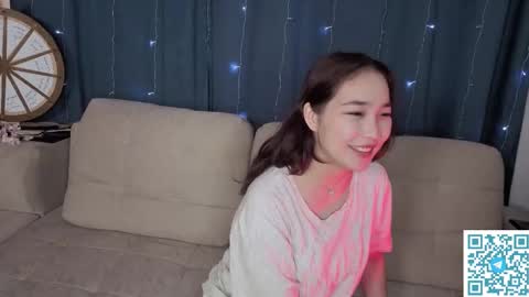 Soo Ying online show from January 14, 8:14 pm