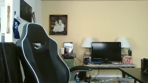 Snapshot of takerlover436295 chatting on December 28, 3:26 pm takerlover436295 online show from December 28, 3:26 pm