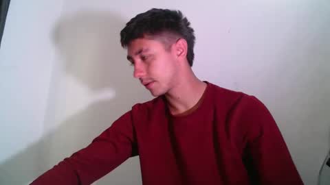 Snapshot of talhi_ chatting on December 1, 7:14 pm talhi_ online show from December 1, 7:14 pm