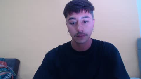 Snapshot of talhi_ chatting on October 22, 5:19 am talhi_ online show from October 22, 5:19 am