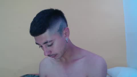 Snapshot of talhi_ chatting on November 19, 7:19 am talhi_ online show from November 19, 7:19 am