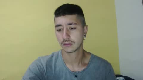 Snapshot of talhi_ chatting on November 20, 11:26 pm talhi_ online show from November 20, 11:26 pm