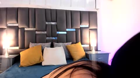 Snapshot of talianavega chatting on February 19, 4:33 pm tali online show from February 19, 4:33 pm