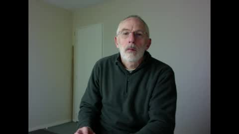 Snapshot of taliesin4321 chatting on February 17, 7:10 pm Jack Pierrot online show from February 17, 7:10 pm