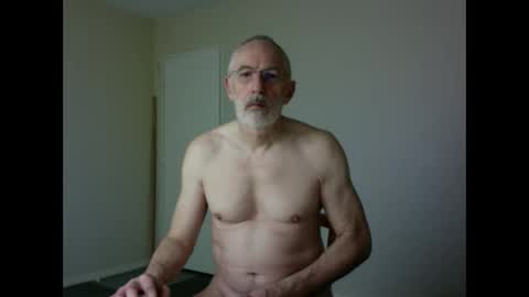 Snapshot of taliesin4321 chatting on February 18, 6:37 am Jack Pierrot online show from February 18, 6:37 am