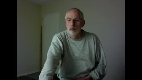 Snapshot of taliesin4321 chatting on February 23, 8:33 pm Jack Pierrot online show from February 23, 8:33 pm