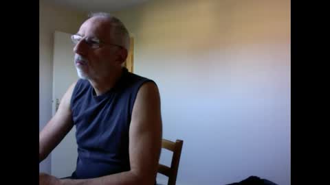 Snapshot of taliesin4321 chatting on September 9, 6:57 am Jack Pierrot online show from September 9, 6:57 am