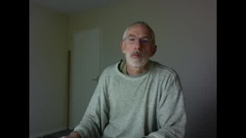 Snapshot of taliesin4321 chatting on October 16, 6:42 pm Jack Pierrot online show from October 16, 6:42 pm