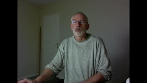 Snapshot of taliesin4321 chatting on October 20, 6:52 pm Jack Pierrot online show from October 20, 6:52 pm