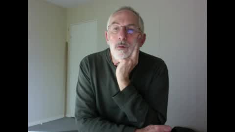 Snapshot of taliesin4321 chatting on November 1, 7:05 pm Jack Pierrot online show from November 1, 7:05 pm