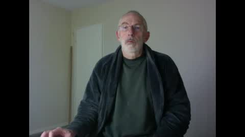 Snapshot of taliesin4321 chatting on November 9, 8:51 pm Jack Pierrot online show from November 9, 8:51 pm