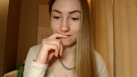  Kira  online show from January 16, 9:16 am