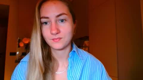  Kira  online show from November 13, 6:12 am