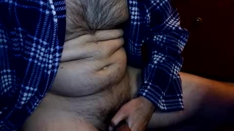 Snapshot of talltannhandsome chatting on December 16, 2:55 pm talltannhandsome online show from December 16, 2:55 pm