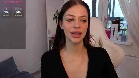 Snapshot of tamagotchi_san chatting on November 25, 5:07 am Daria Promisess online show from November 25, 5:07 am