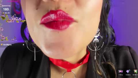 Snapshot of tamara_rouse1 chatting on October 3, 5:15 am tamara online show from October 3, 5:15 am