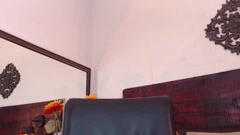    online show from February 8, 8:42 pm