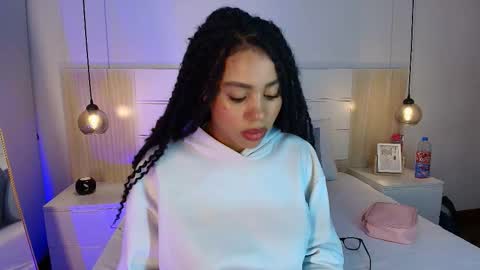 Snapshot of tamara_walter chatting on December 13, 7:53 pm Tamara online show from December 13, 7:53 pm