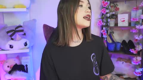 Cami 3 online show from January 9, 4:17 pm