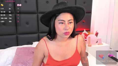 Snapshot of tamaraleen chatting on November 5, 6:52 pm Tamara online show from November 5, 6:52 pm