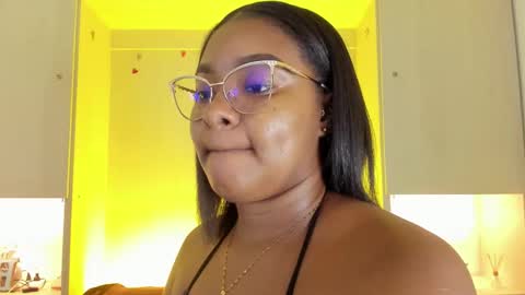 Tami online show from November 7, 8:53 pm