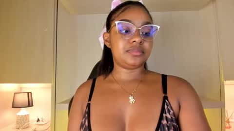 Tami online show from November 14, 9:24 pm