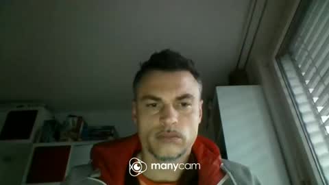 Snapshot of tambien chatting on January 8, 3:28 pm tambien online show from January 8, 3:28 pm