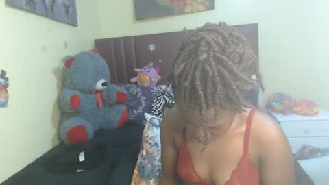 Snapshot of tamela_1 chatting on September 15, 3:17 am tamela online show from September 15, 3:17 am