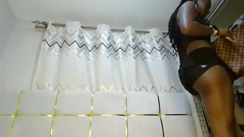 tamia online show from February 1, 9:51 pm