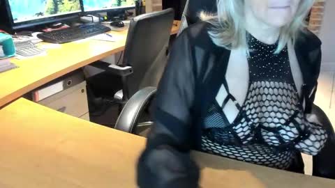 Tammy online show from December 8, 8:51 am