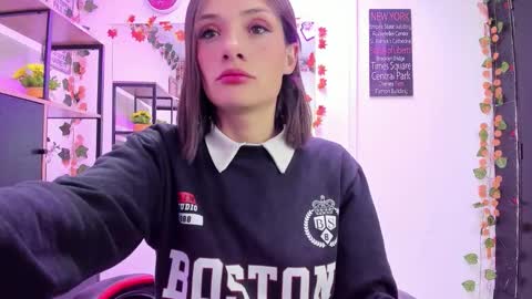 Snapshot of tammy_thompson_ chatting on November 6, 12:17 pm tammy_thompson_ online show from November 6, 12:17 pm