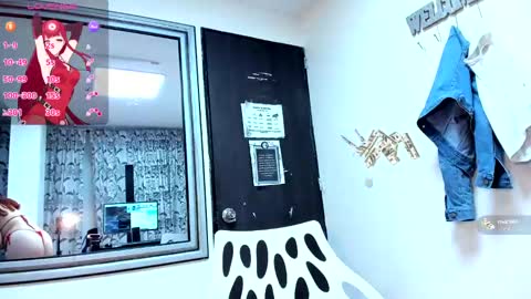 Snapshot of tammyparker_ chatting on December 15, 8:30 am Tammara online show from December 15, 8:30 am