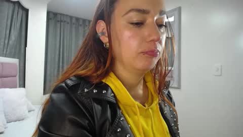 Snapshot of tammyparker_ chatting on January 14, 3:22 am Tammara online show from January 14, 3:22 am